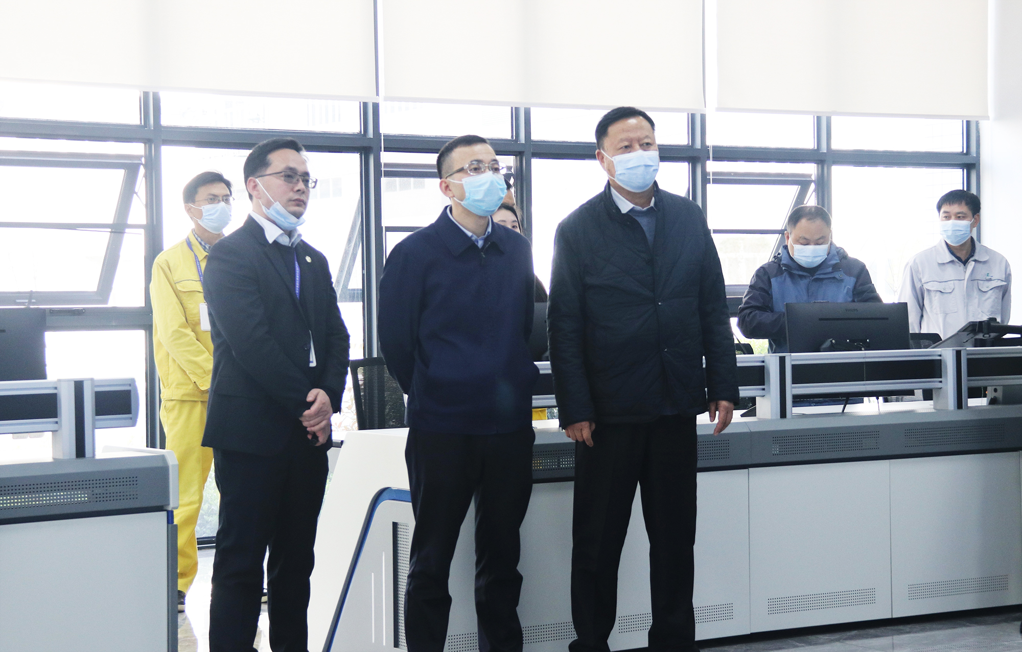 荊州市副市長金鵬一行蒞臨荊州園區調研指導